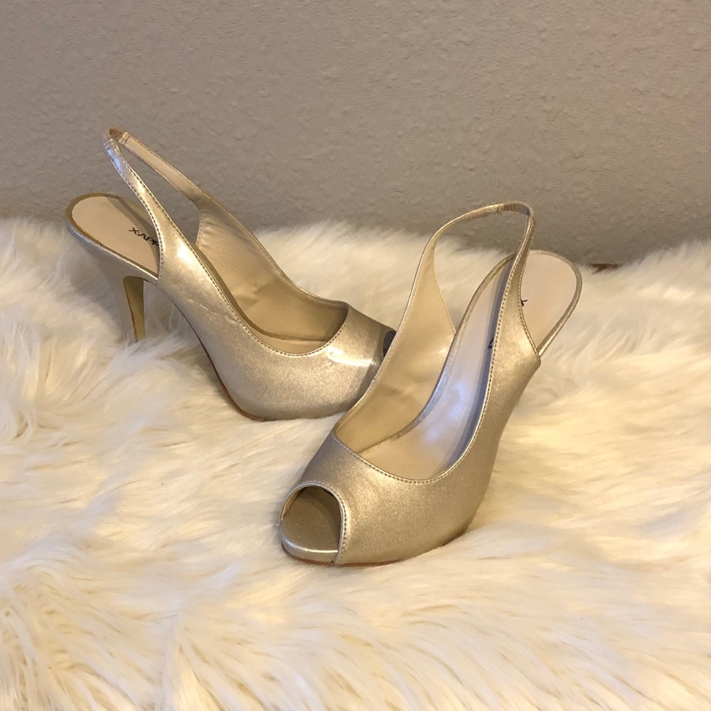 X-Appeal Peep-Toe Slingback Pumps - Sz. 8